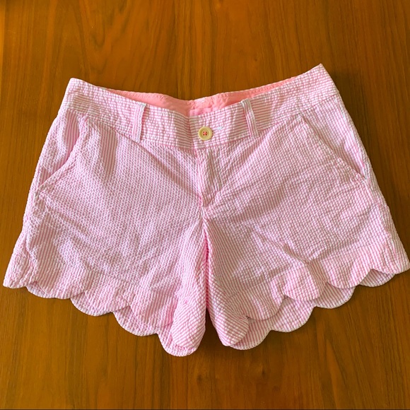 Lilly Pulitzer pink & white seersucker shorts 4 - Picture 1 of 5